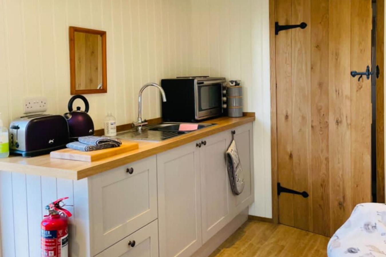 Shepherds Hut, West Ayton, Scarborough Buitenkant foto